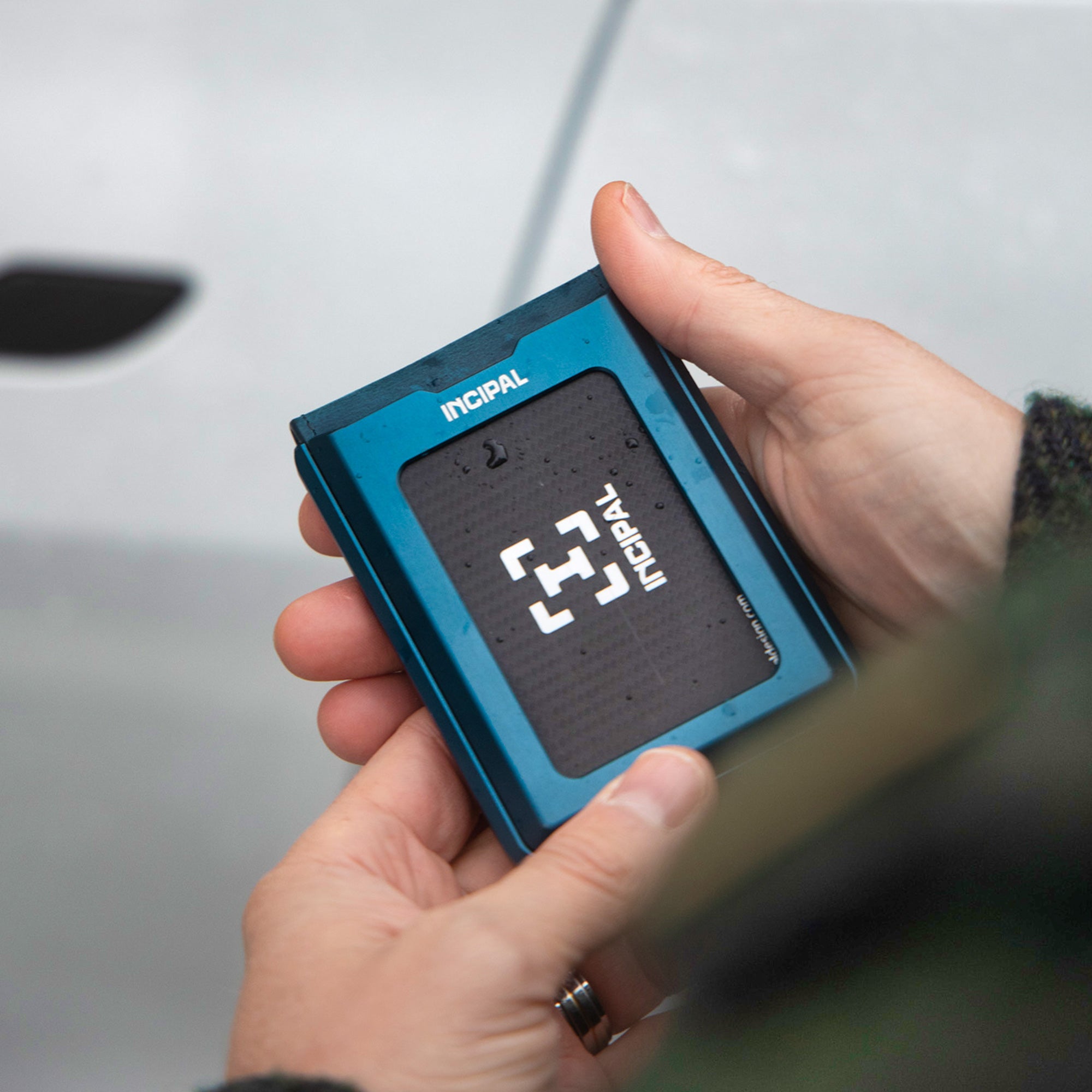 I01 Card Holder Wallet - Crazy Horse Black - Matte